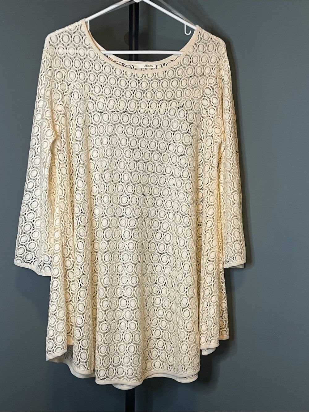 Ambiance Avanti sheer cream geometric crochet lace tunic top